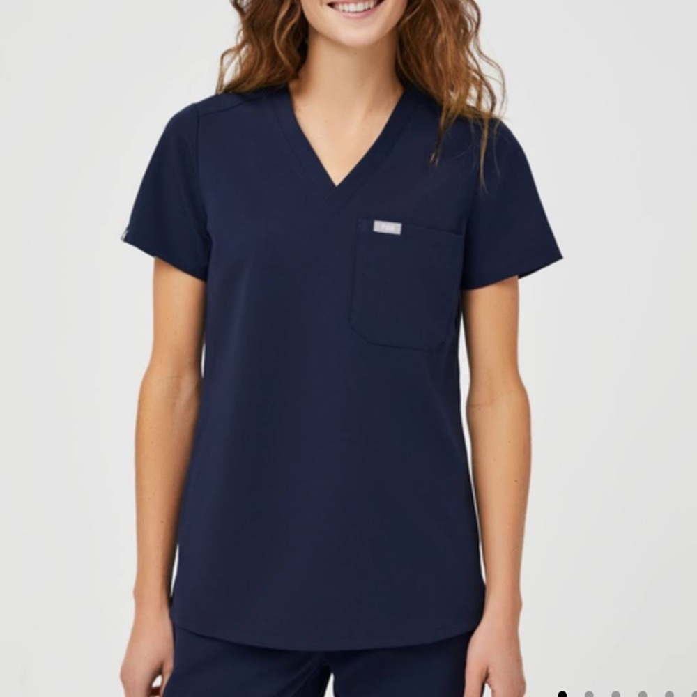 Figs XXS Women’s Catarina One-Pocket Scrub Top Navy Blue